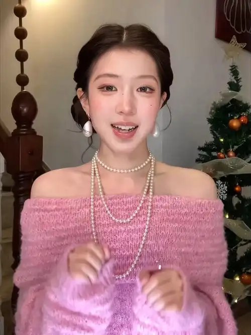 草莓视频网站热播剧集封面